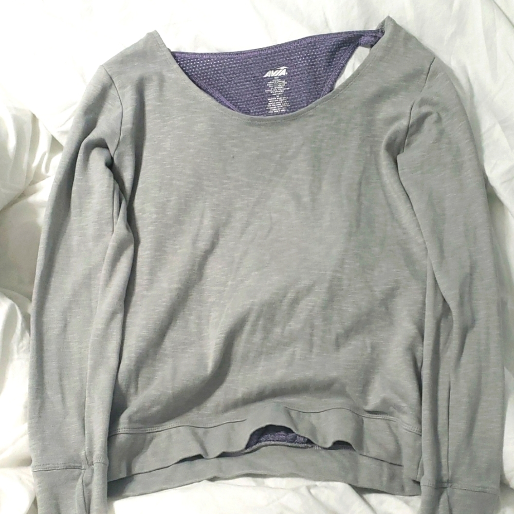 Sweatshirt